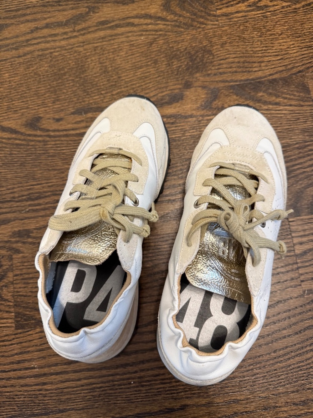 P448 women's shoes